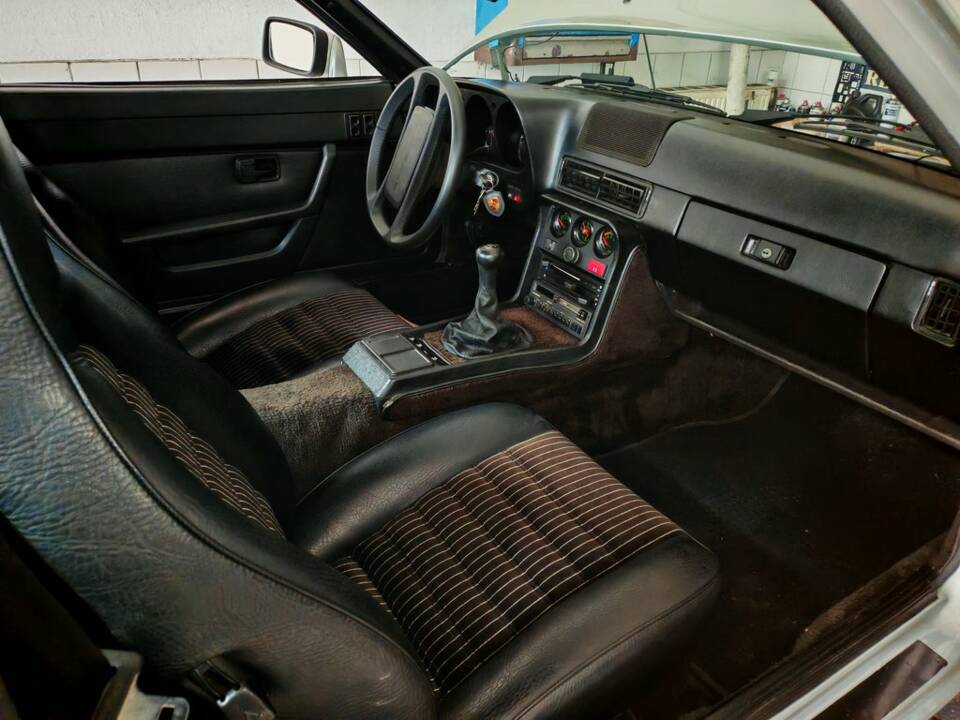 Bild 8/8 von Porsche 924 Turbo (1980)