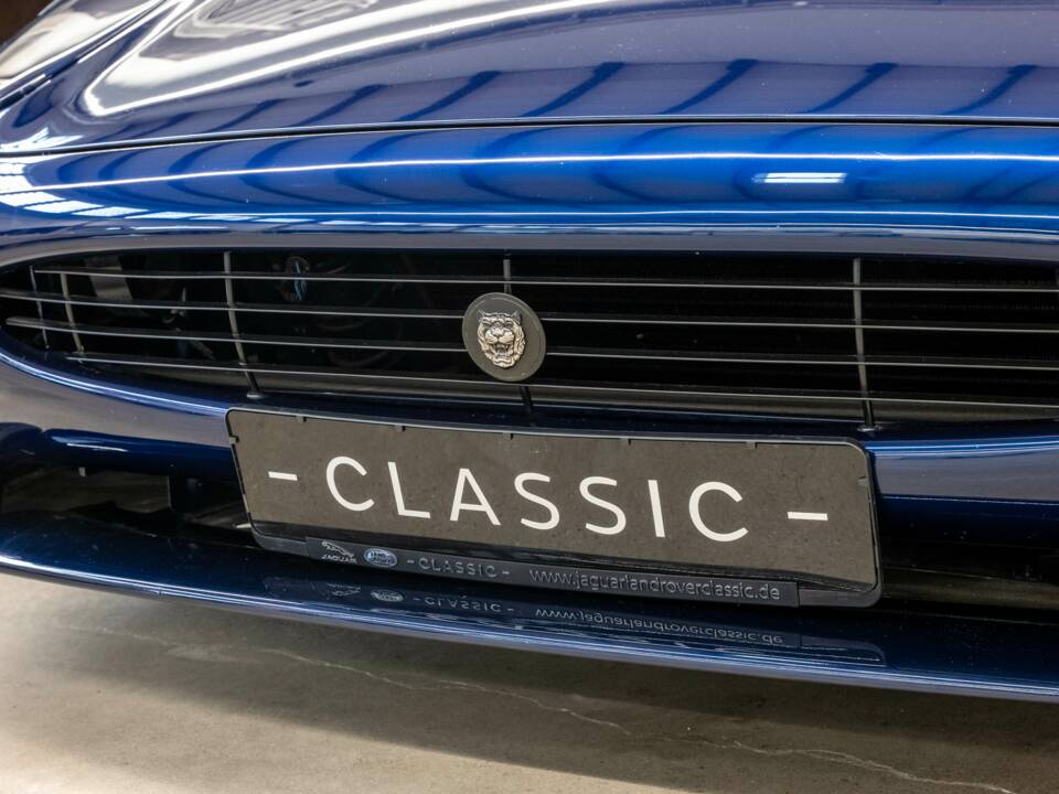 Immagine 32/46 di Jaguar XJ 220 (1993)