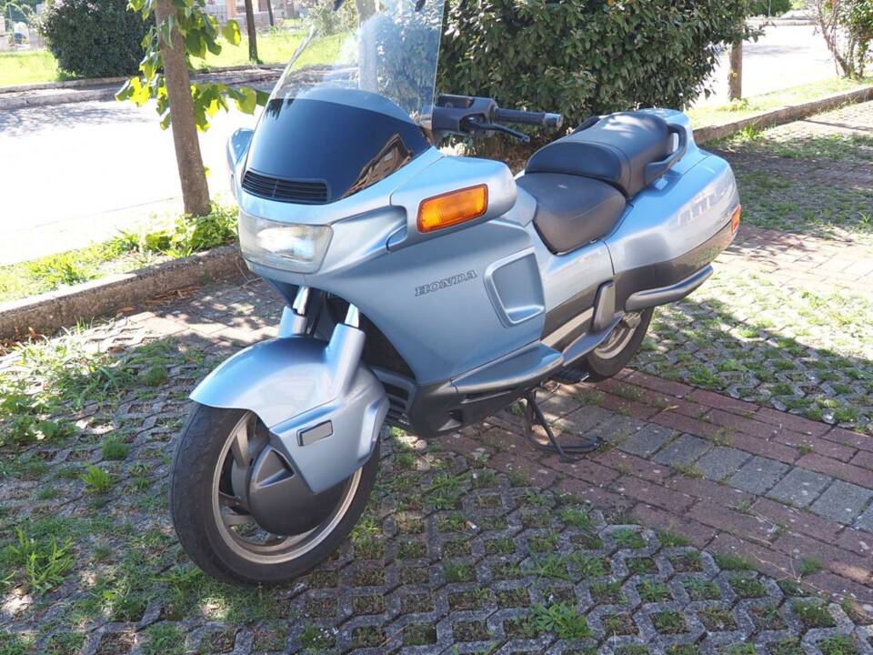 Image 1/14 of Honda DUMMY (1989)