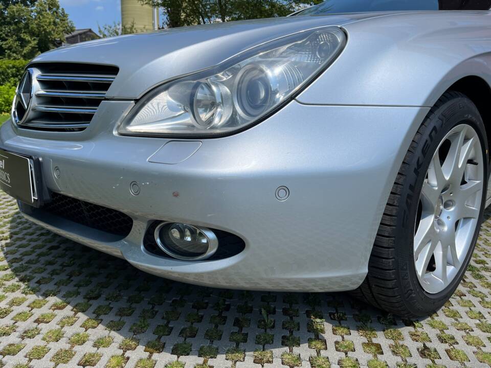 Afbeelding 3/16 van Mercedes-Benz CLS 350 (2005)