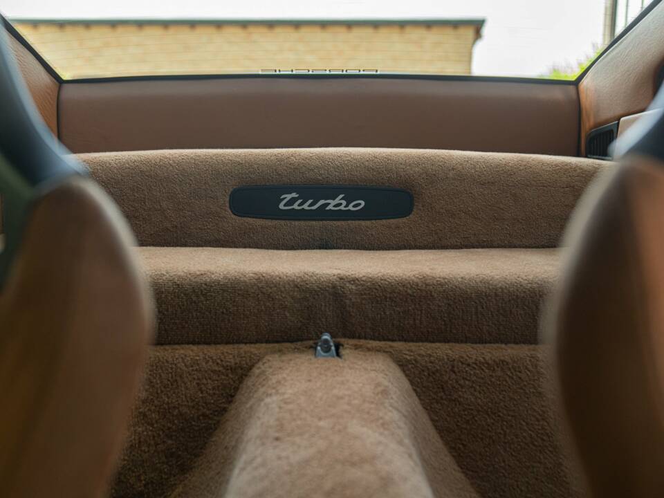 Image 41/50 de Porsche 911 Turbo (2001)
