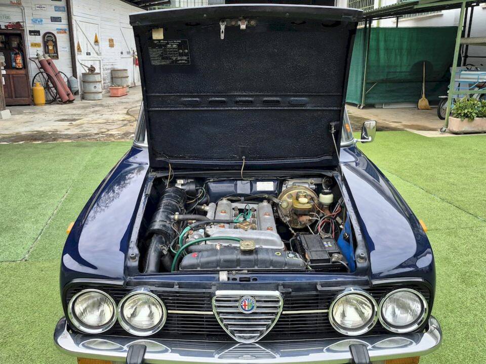 Imagen 52/67 de Alfa Romeo Giulia Nuova Super 1600 (1977)