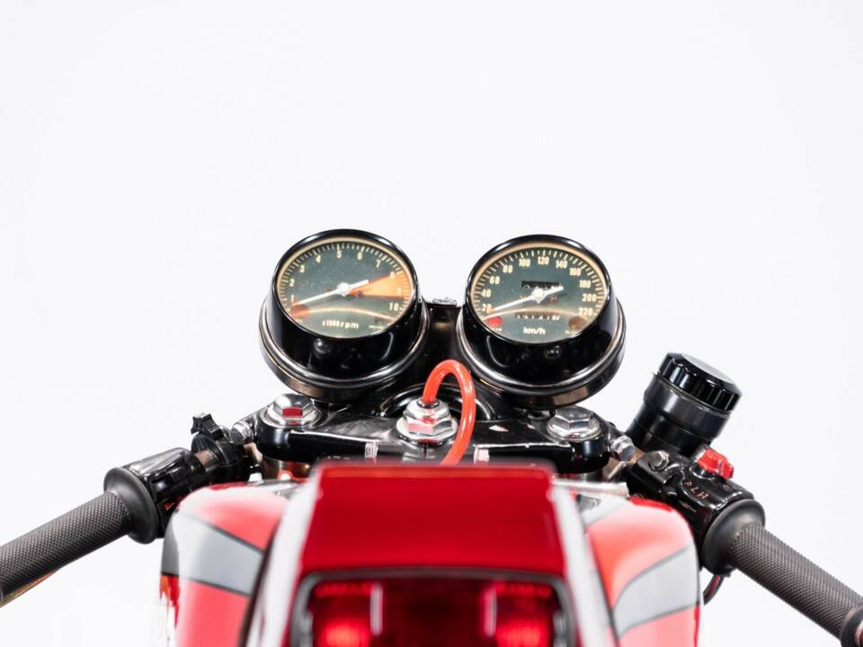 Imagen 45/50 de Honda CB 750 Four (1973)