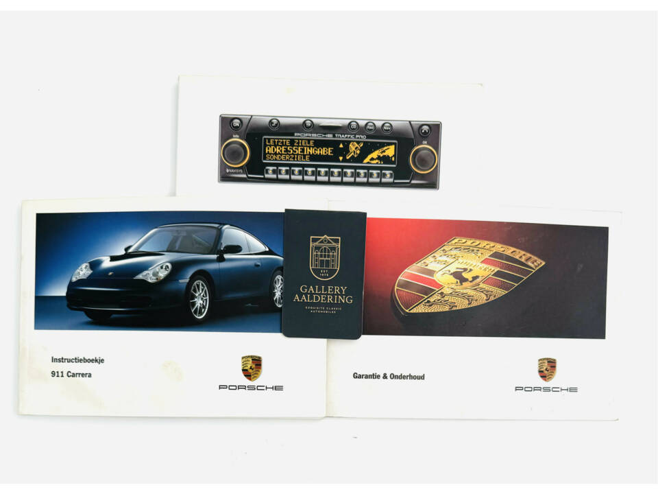 Afbeelding 7/50 van Porsche 911 Carrera (2003)