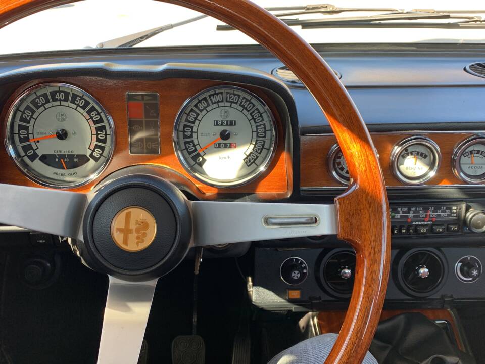 Bild 3/13 von Alfa Romeo 2000 Berlina (1973)