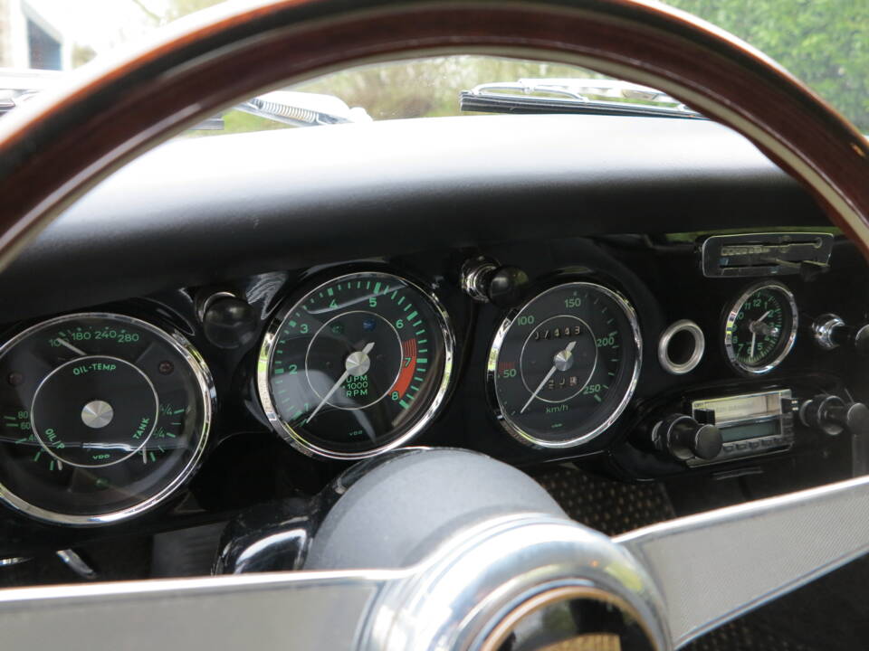 Image 12/13 of Porsche 356 B 1600 Super 90 (1963)