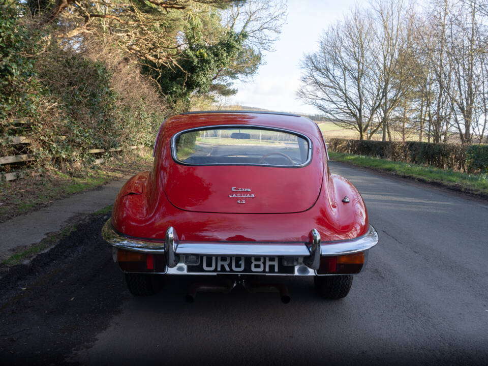 Bild 5/16 von Jaguar E-Type (2+2) (1969)