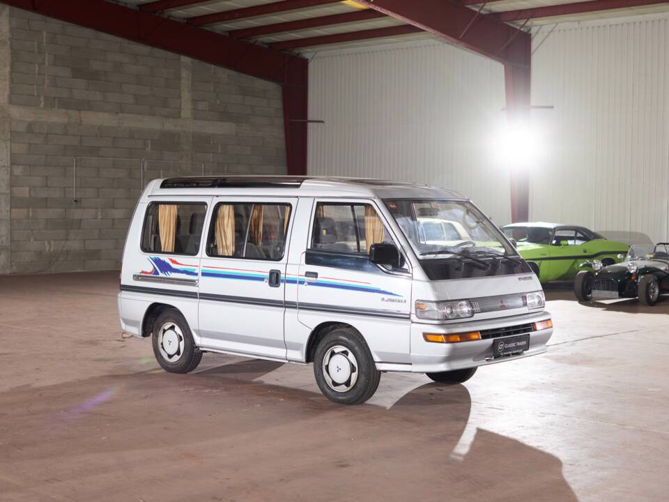 Bild 3/65 von Mitsubishi L300 (1993)