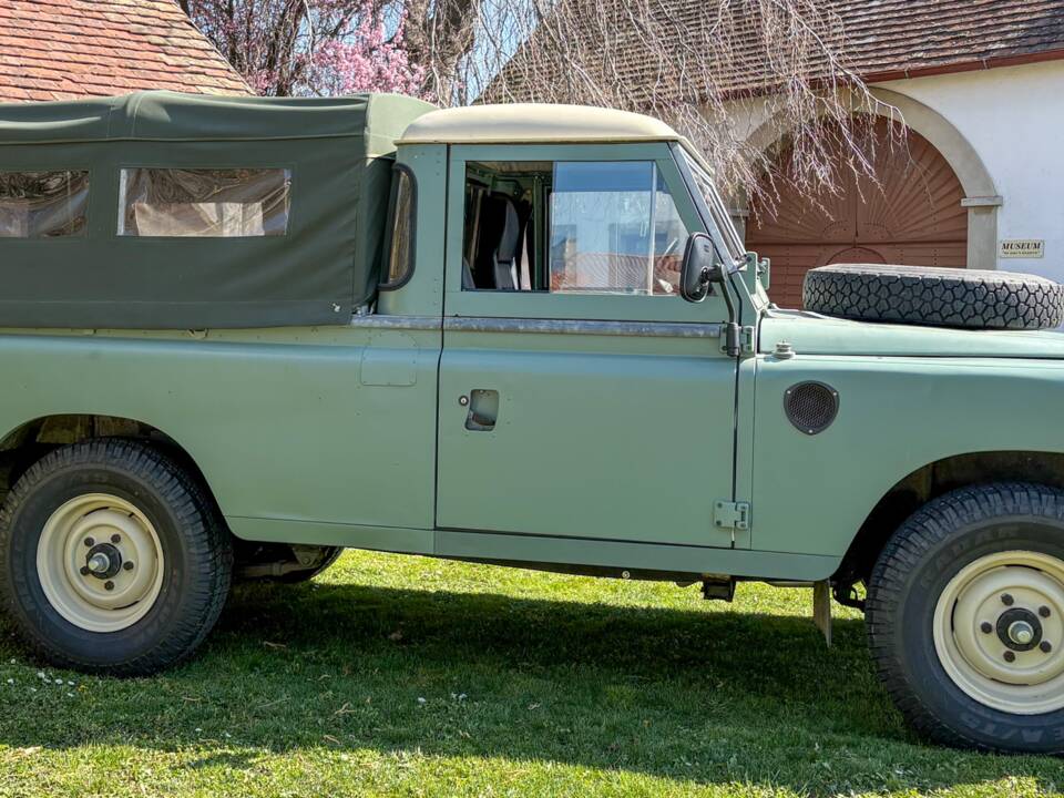 Bild 5/12 von Land Rover 109 (1982)