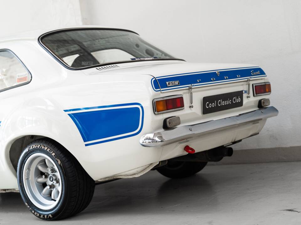 Image 34/47 de Ford Escort RS 2000 (1975)