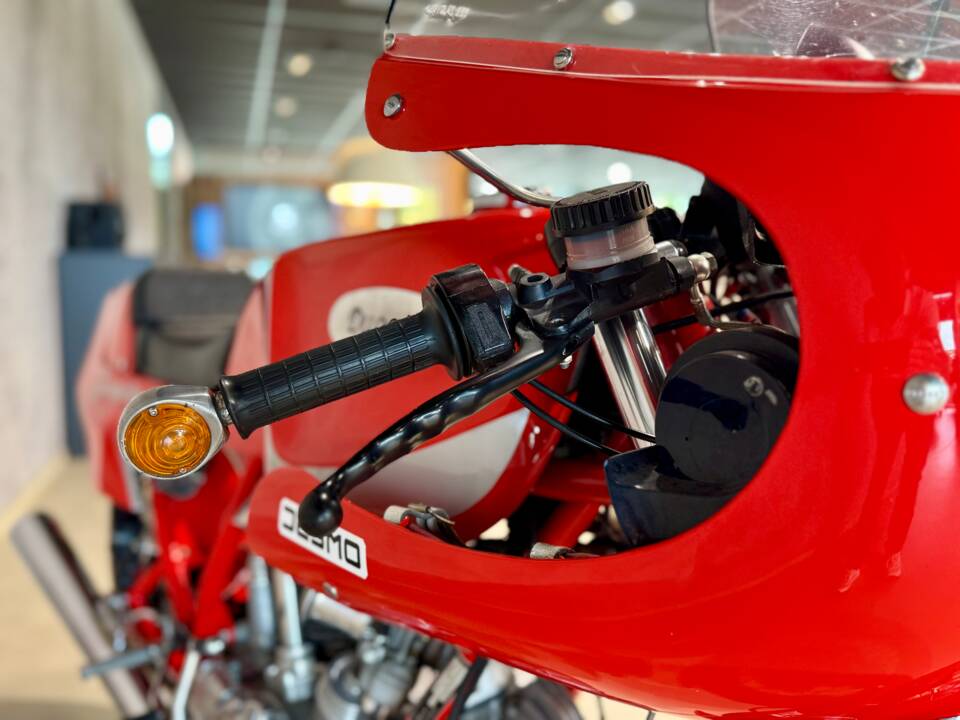 Bild 10/69 von Ducati DUMMY (1982)