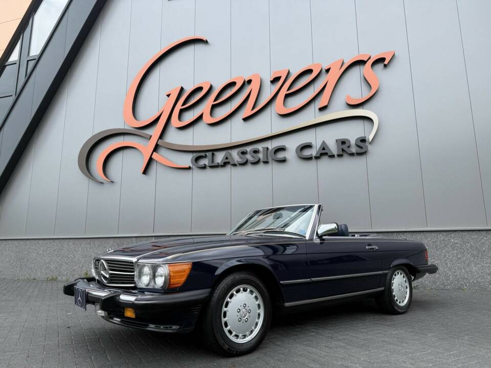 Image 2/50 of Mercedes-Benz 560 SL (1986)
