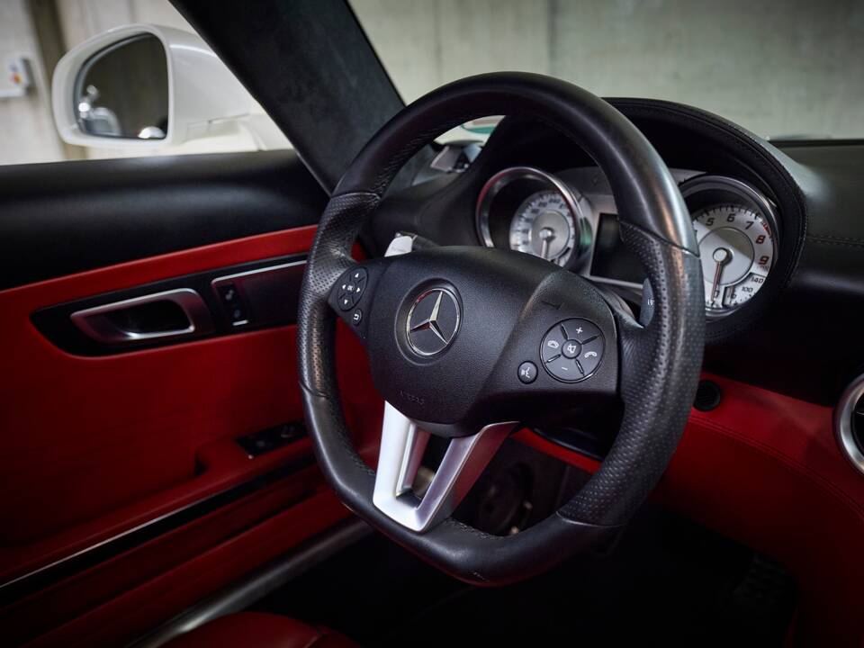 Bild 70/100 von Mercedes-Benz SLS AMG Roadster (2012)