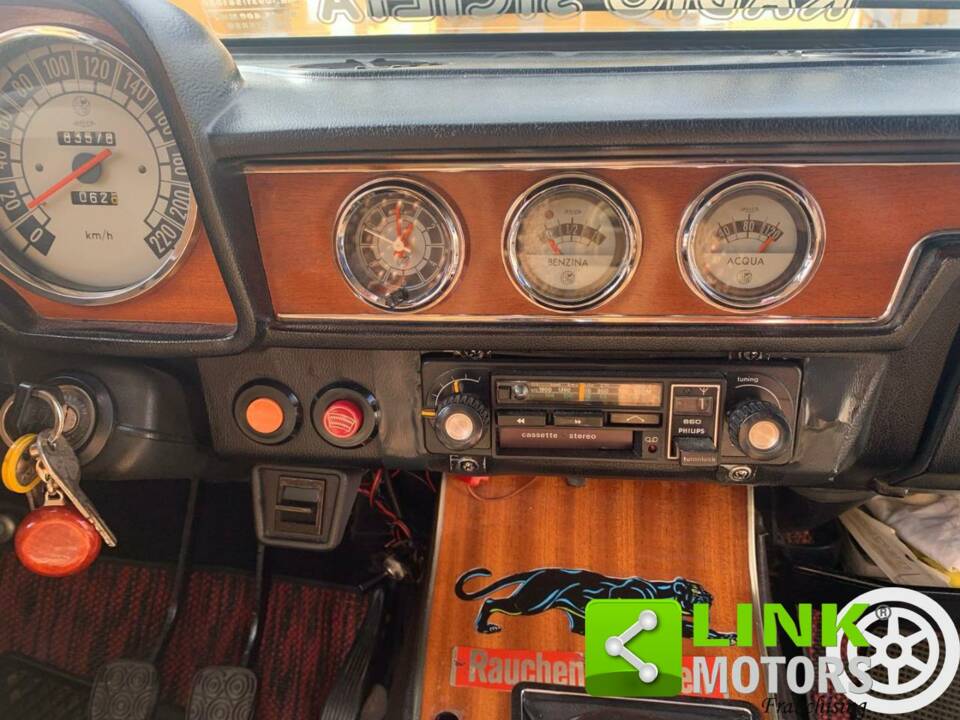 Bild 10/10 von Alfa Romeo 2000 Berlina (1976)