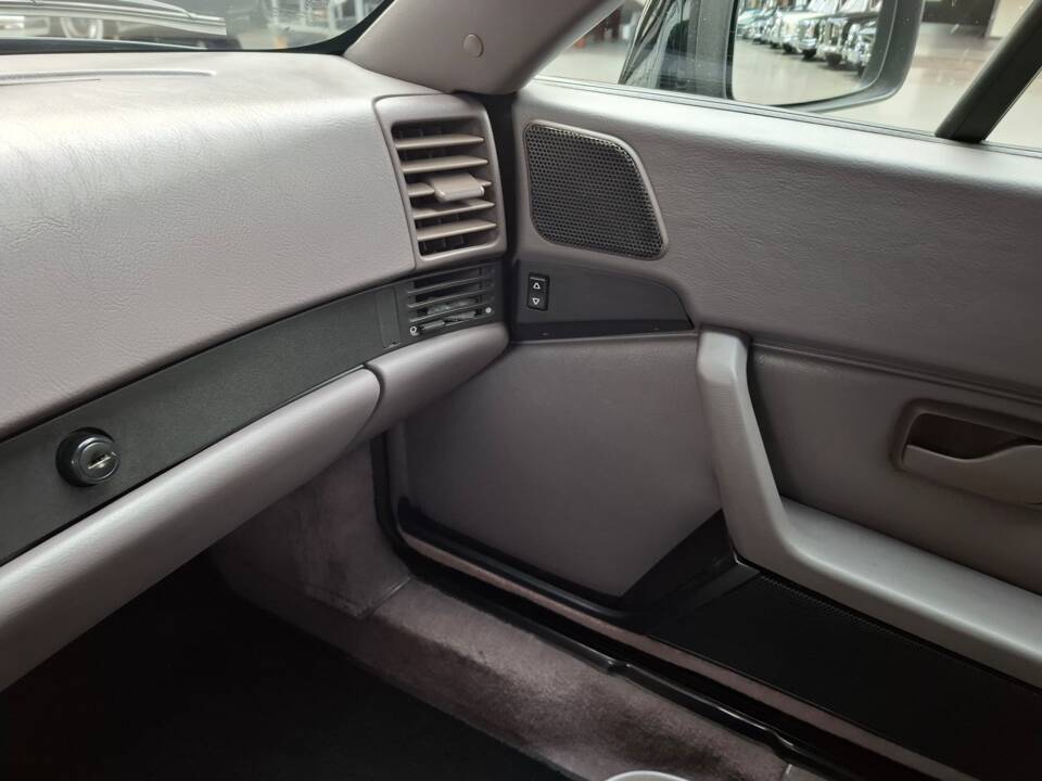 Bild 14/41 von Porsche 944 S2 (1991)