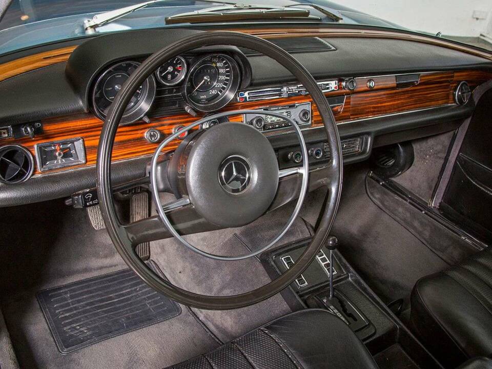 Afbeelding 25/36 van Mercedes-Benz 300 SEL 6.3 (1970)