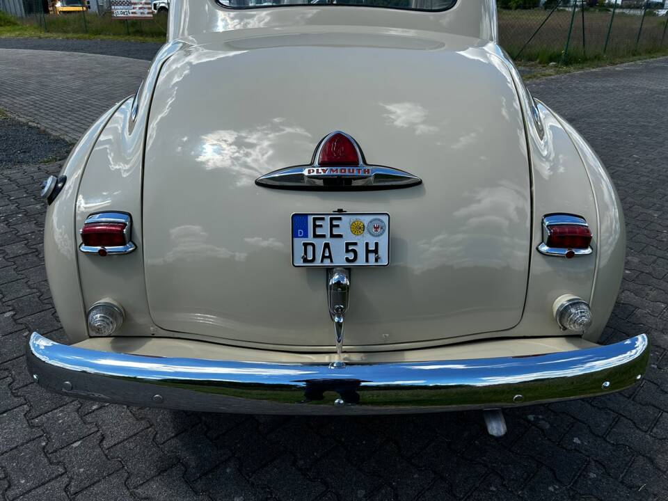 Bild 16/78 von Plymouth Special Deluxe (1948)