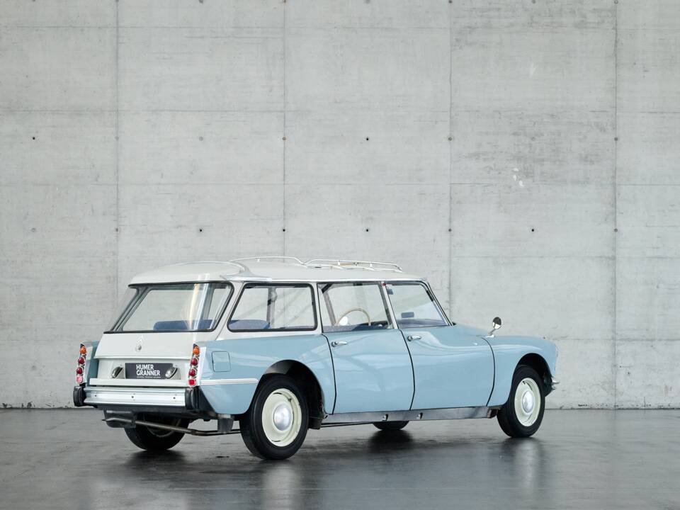 Bild 25/50 von Citroën ID 19 Break (1960)