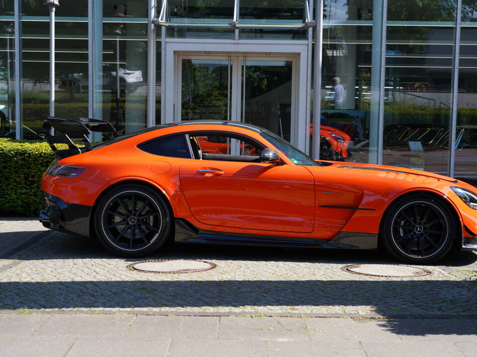 Immagine 6/20 di Mercedes-AMG GT Black Series (2022)