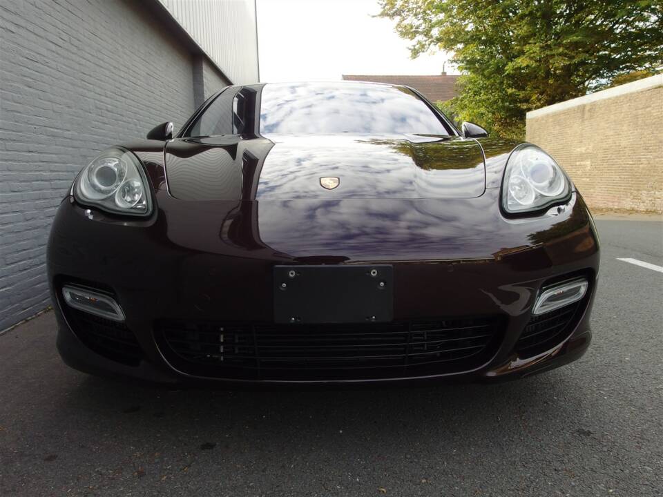 Bild 7/98 von Porsche Panamera Turbo (2009)