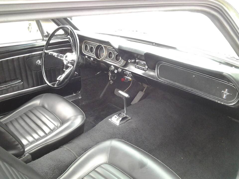 Image 4/8 de Ford Mustang 289 (1966)