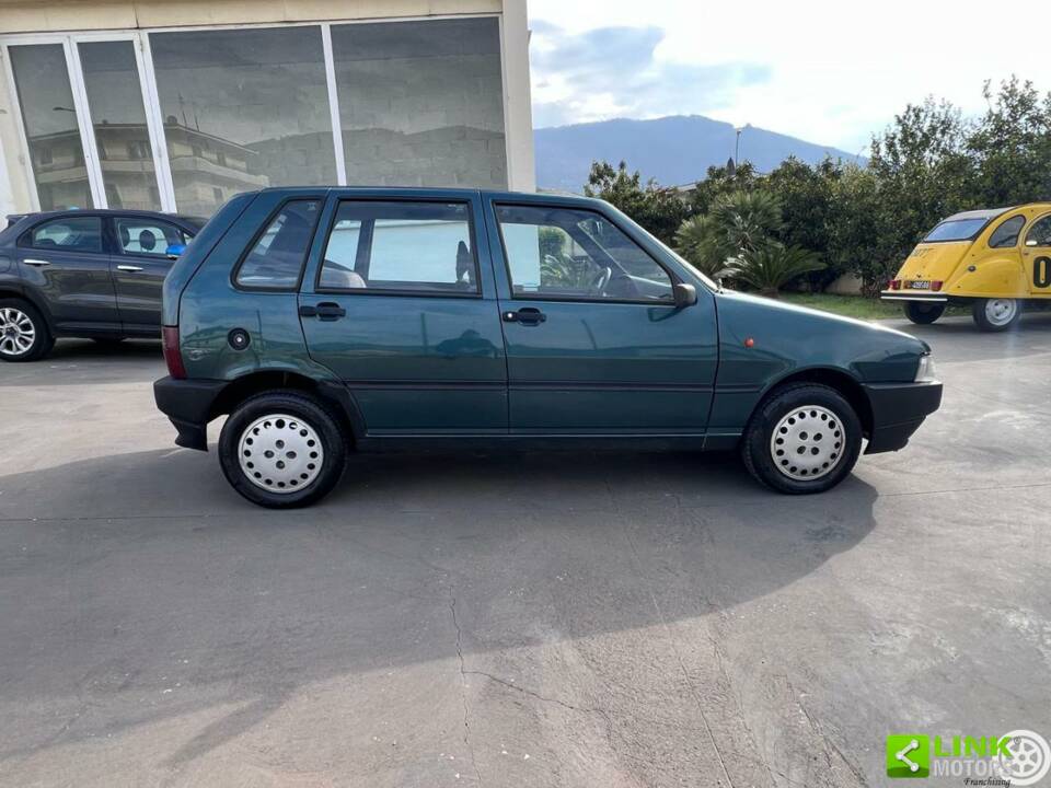 Bild 4/10 von FIAT Uno 1.0 Fire (1993)