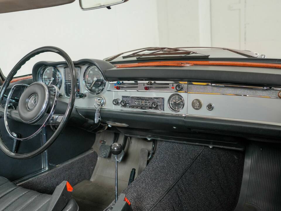 Bild 34/36 von Mercedes-Benz 230 SL (1966)