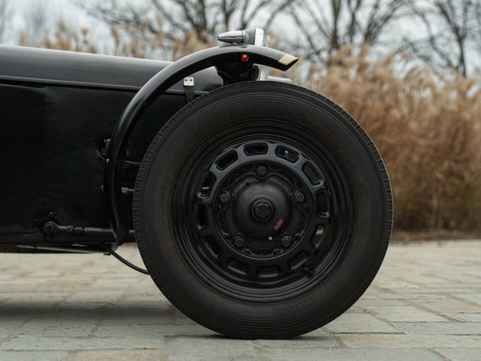 Image 25/50 of Grayson Sport Special (1939)