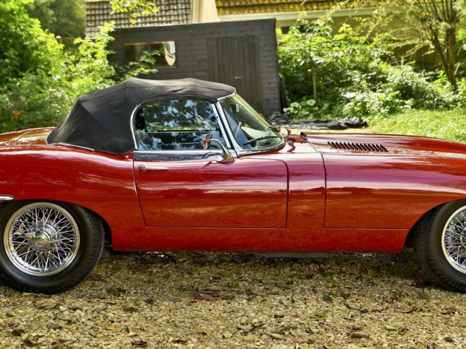 Bild 8/50 von Jaguar E-Type (1968)
