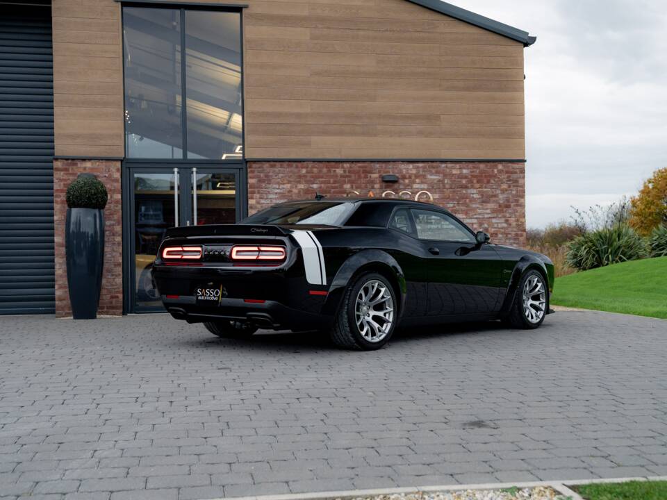 Image 36/86 of Dodge Challenger SRT "Black Ghost" (2023)