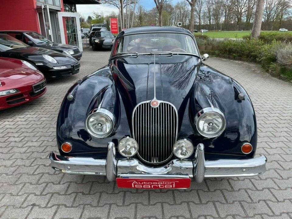 Bild 2/17 von Jaguar XK 150 3.8 SE FHC (1961)