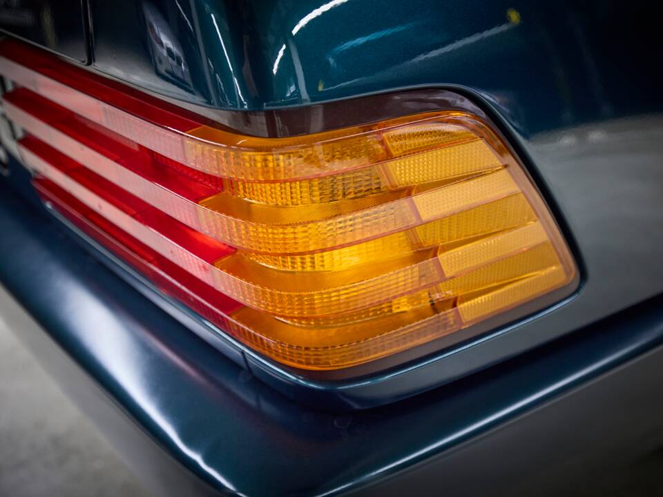 Image 62/100 de Mercedes-Benz SL 280 (1995)