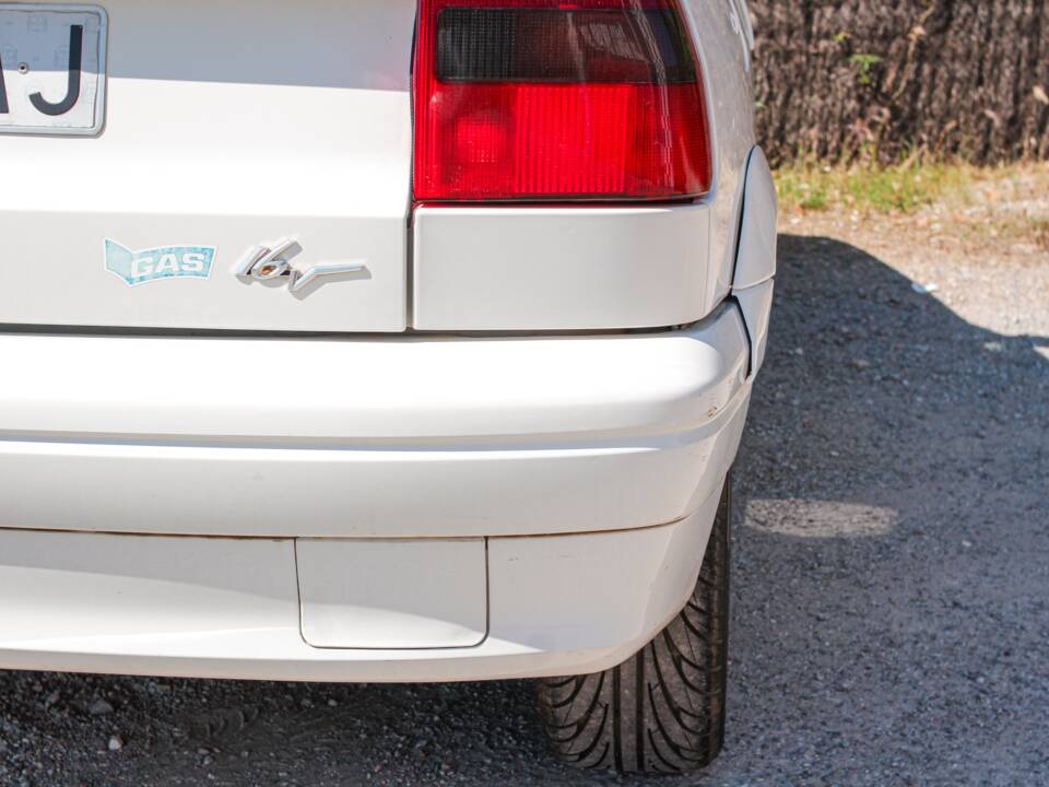 Bild 49/52 von Citroën ZX 2.0i 16v (1993)