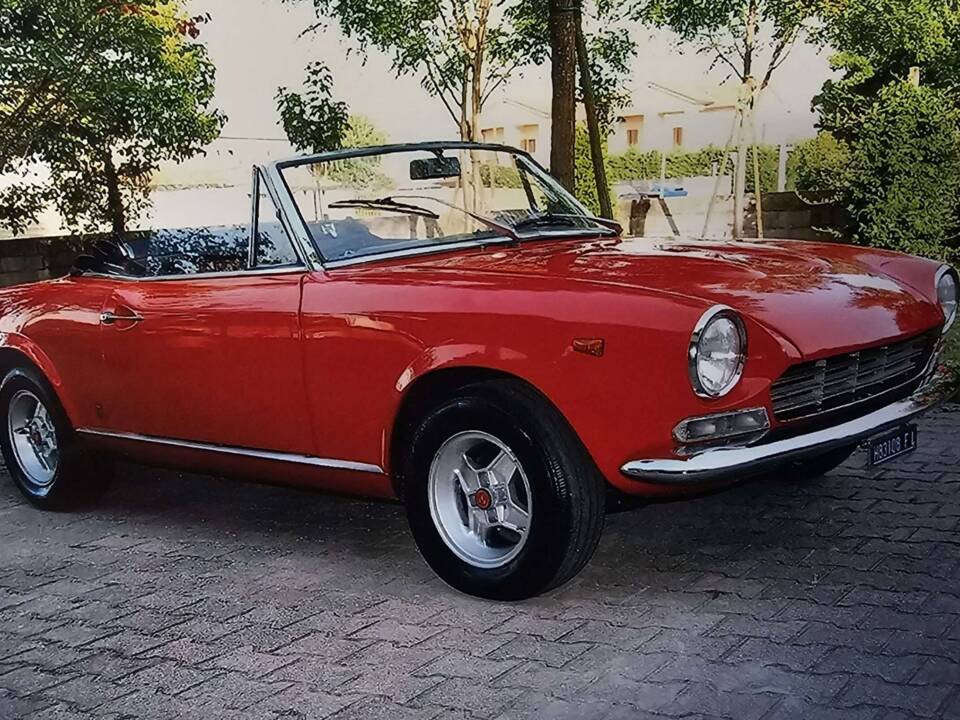 Image 4/14 of FIAT 124 Spider AS (1967)