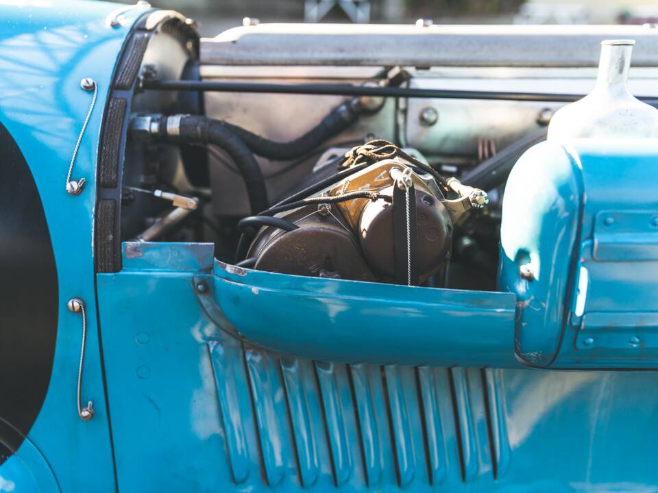 Image 7/10 of Bentley 8 Litre (1934)