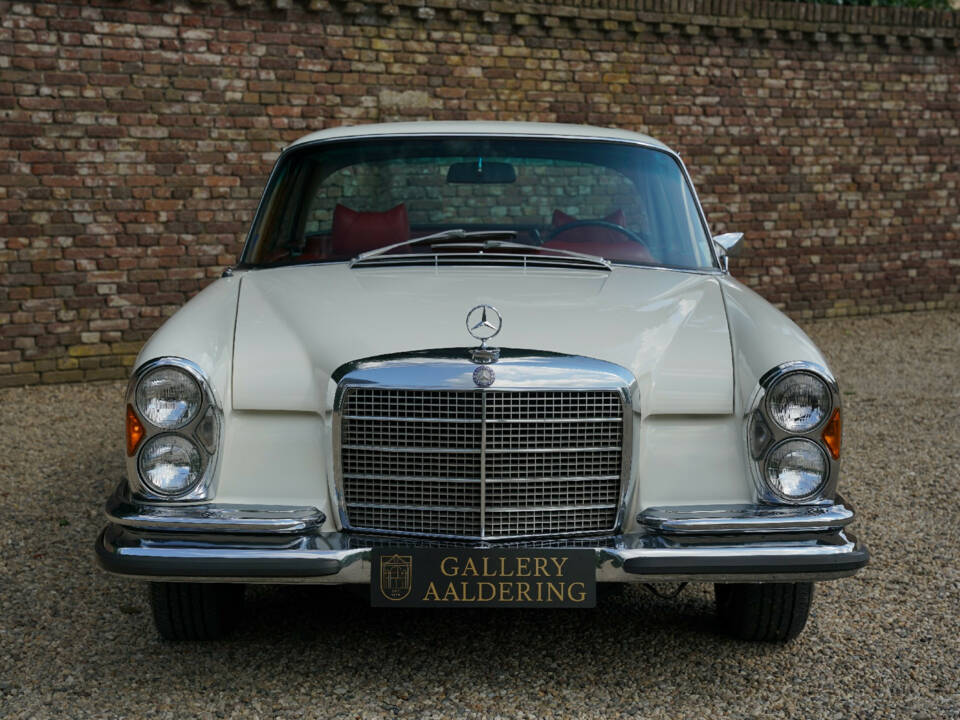 Immagine 48/50 di Mercedes-Benz 280 SE 3,5 (1970)