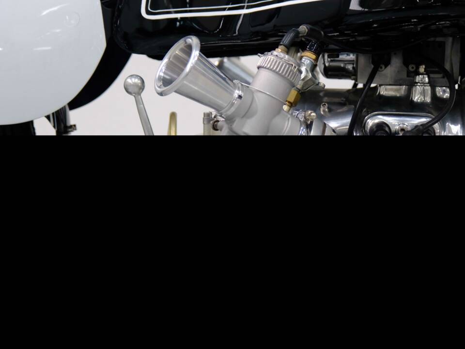 Image 7/92 of BMW R 51 (1939)