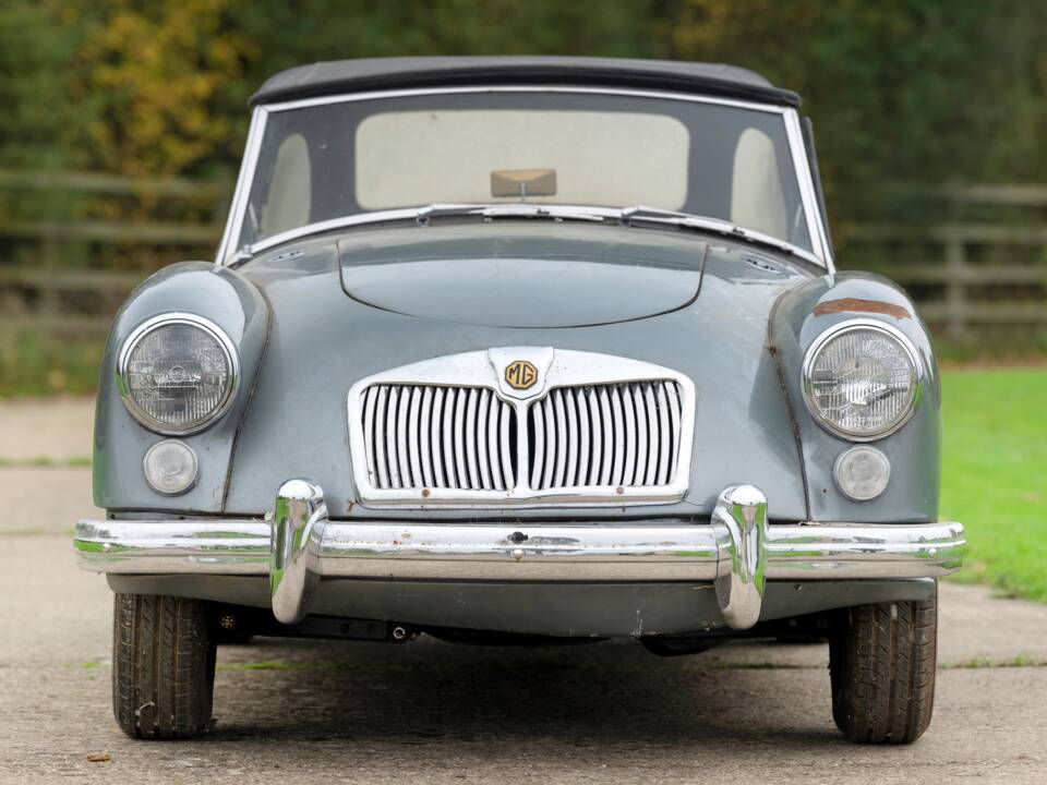 Image 6/36 of MG MGA 1500 (1959)