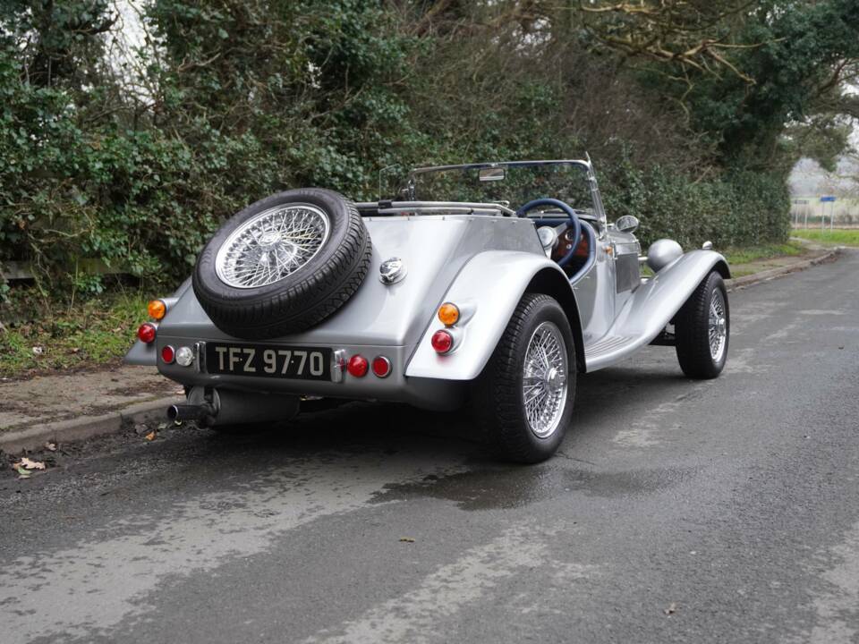 Image 6/18 of NG TF 1800 (2002)