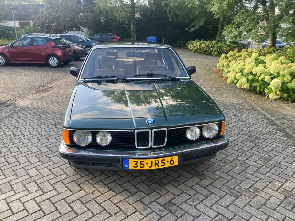 Afbeelding 3/13 van BMW 728i (1983)