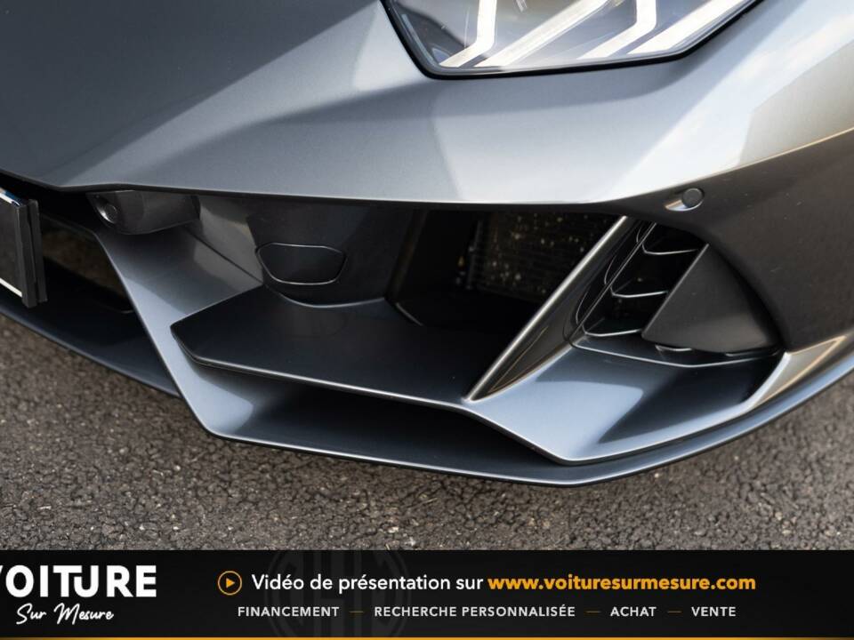Image 29/32 of Lamborghini Huracán EVO (2020)