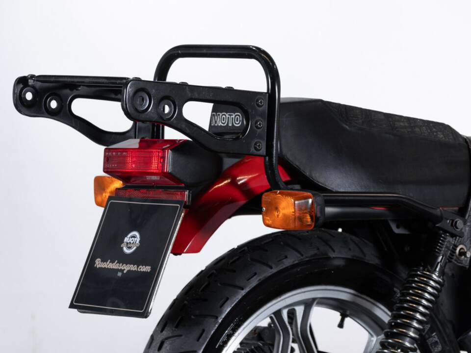 Bild 32/50 von Moto Guzzi DUMMY (1980)