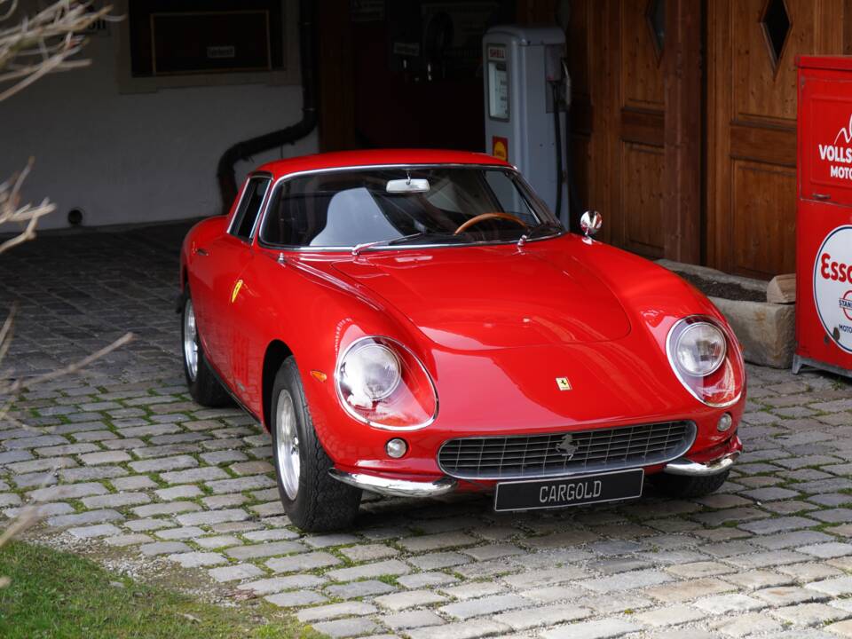 Image 51/52 of Ferrari 275 GTB (1965)