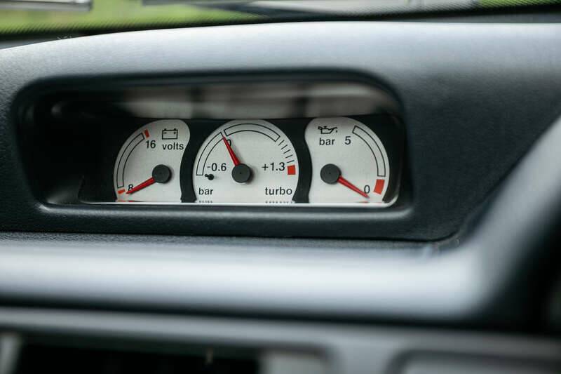 Bild 37/39 von Ford Escort RS Cosworth (1992)