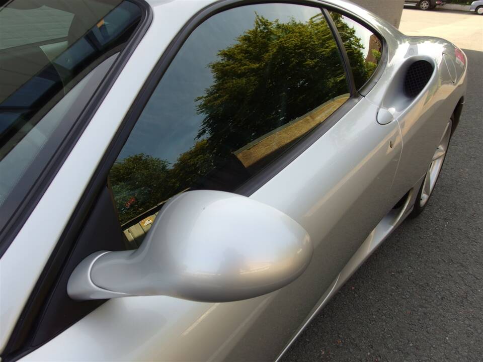 Afbeelding 35/99 van Ferrari 360 Modena (2000)