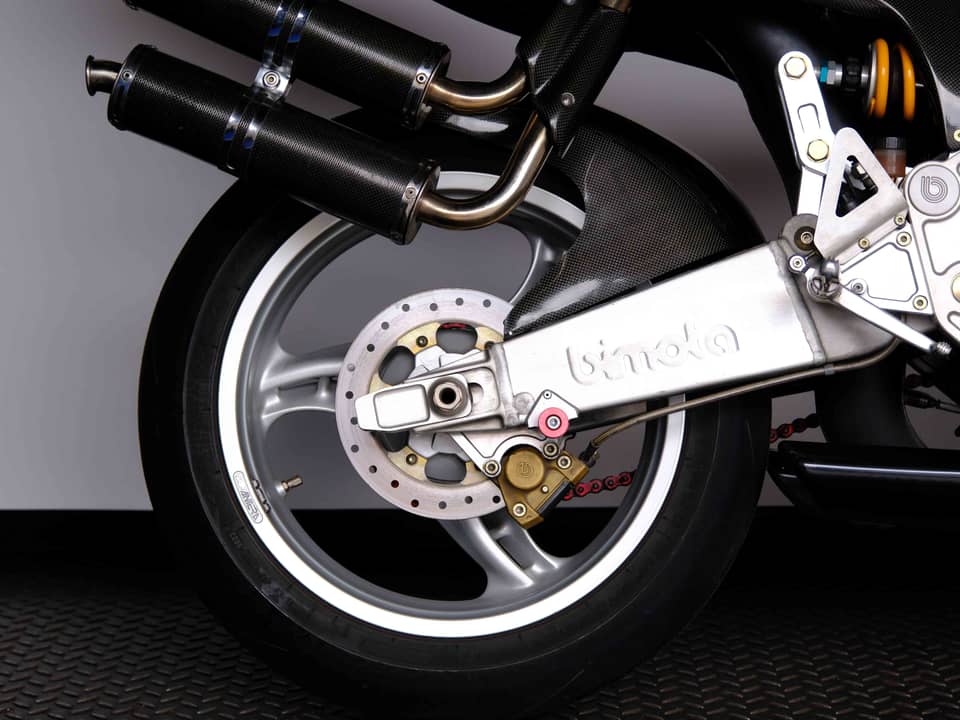 Image 12/94 of Bimota 500 V-Due (2003)