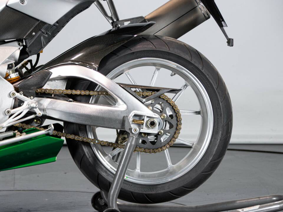 Bild 22/50 von Benelli DUMMY (2002)