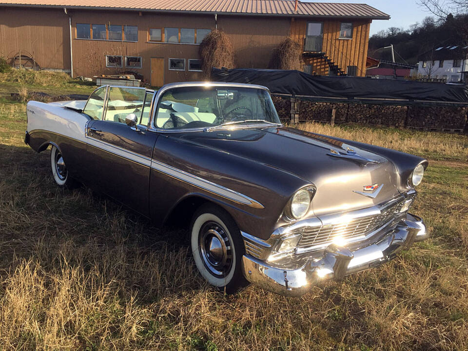 Image 6/20 of Chevrolet Bel Air Convertible (1956)