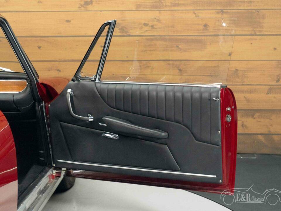 Image 9/19 of BMW 3200 CS (1965)