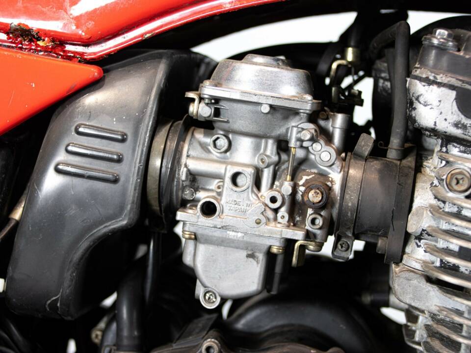 Image 44/50 of Yamaha XJ 600 (1984)